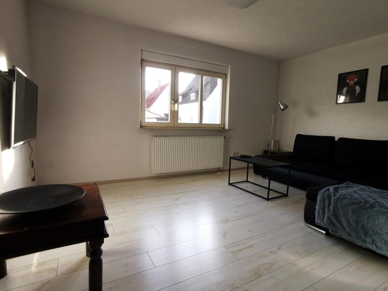 Apartment 3 Mit Eigenem Garten *